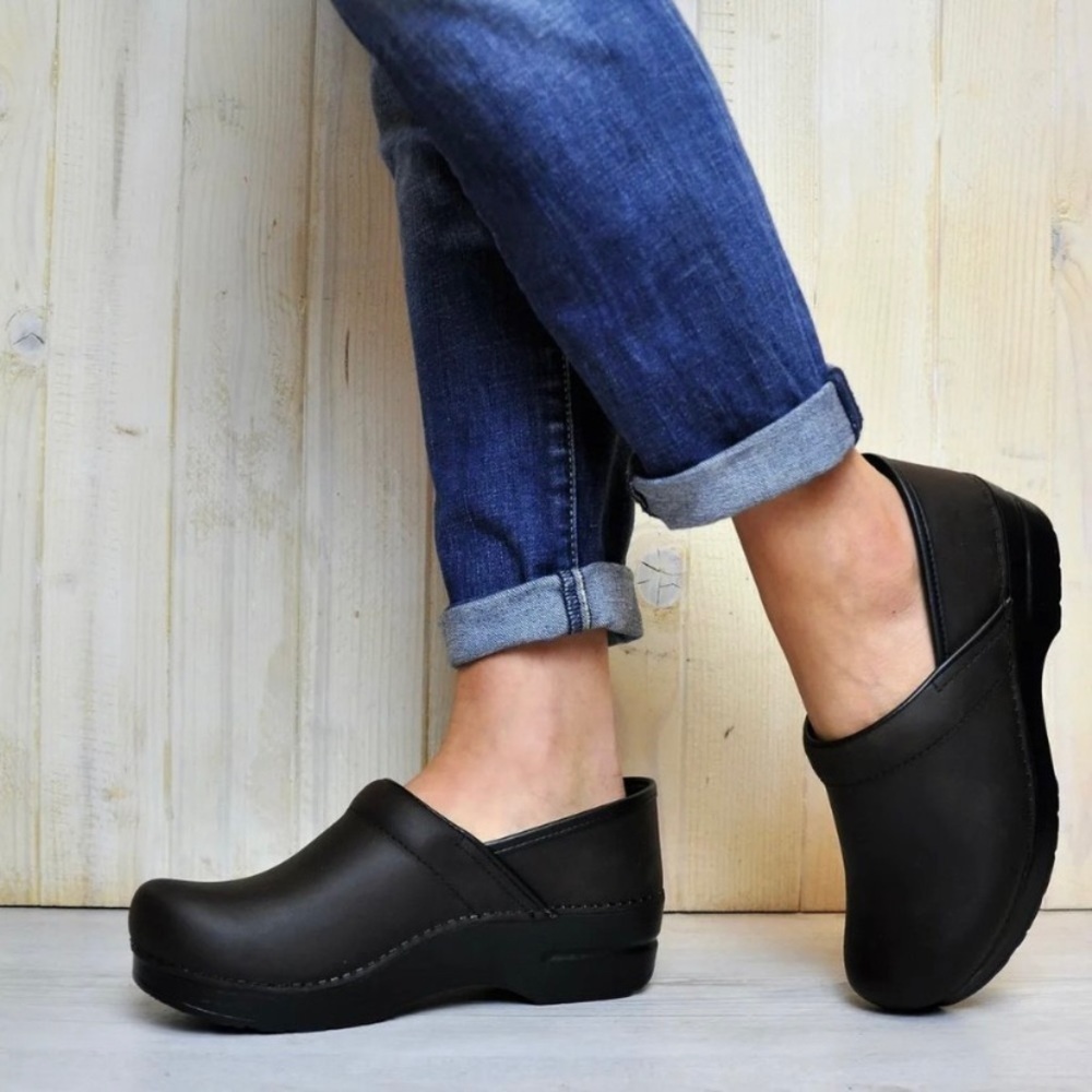 Dansko Women's Professional XP Mules,‎ Black Oiled (EU 37, US 6.5-7)